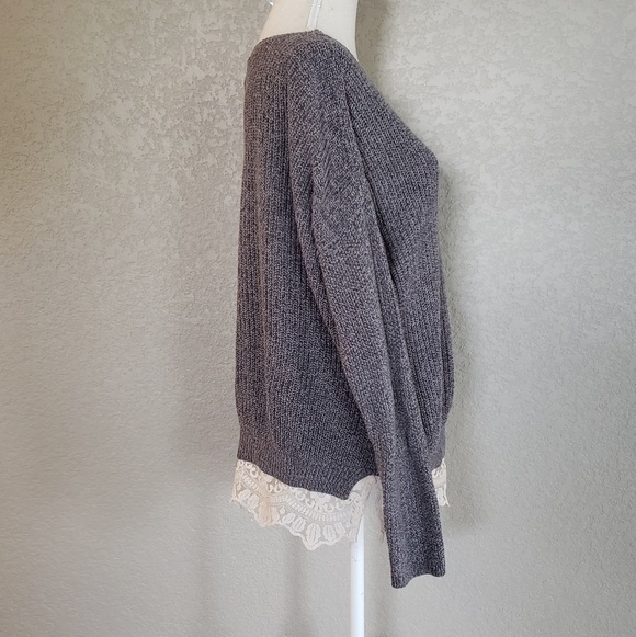 Pins And Needles lace hem sweater - Picture 2 of 6